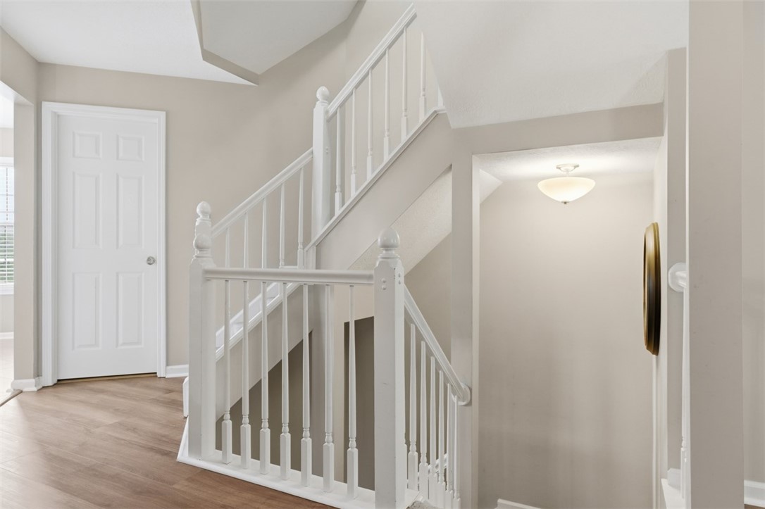 229 Hillvue Dr