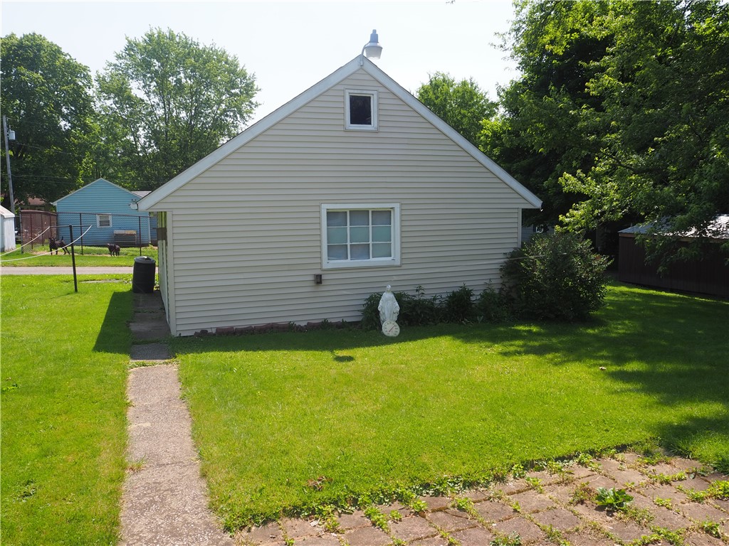 Farrell, Pennsylvania 16121, United States, 3 Bedrooms Bedrooms, ,2 BathroomsBathrooms,Residential,Active,149423