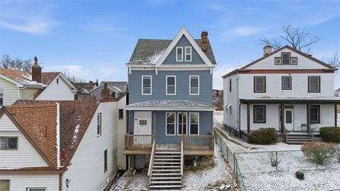 Photo of 1914 Arlington Ave, Pittsburgh, PA 15210 (MLS # 1737231)