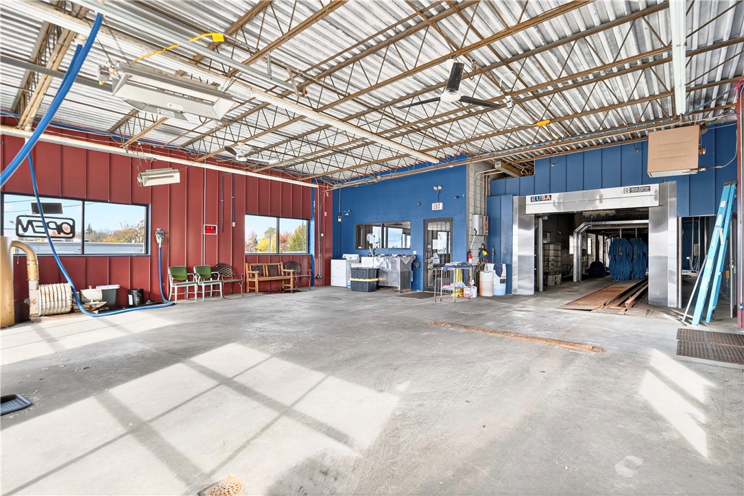 N Versailles, Pennsylvania 15137, United States, ,Commercial,Active,243547