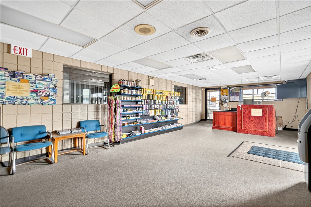 N Versailles, Pennsylvania 15137, United States, ,Commercial,Active,243547