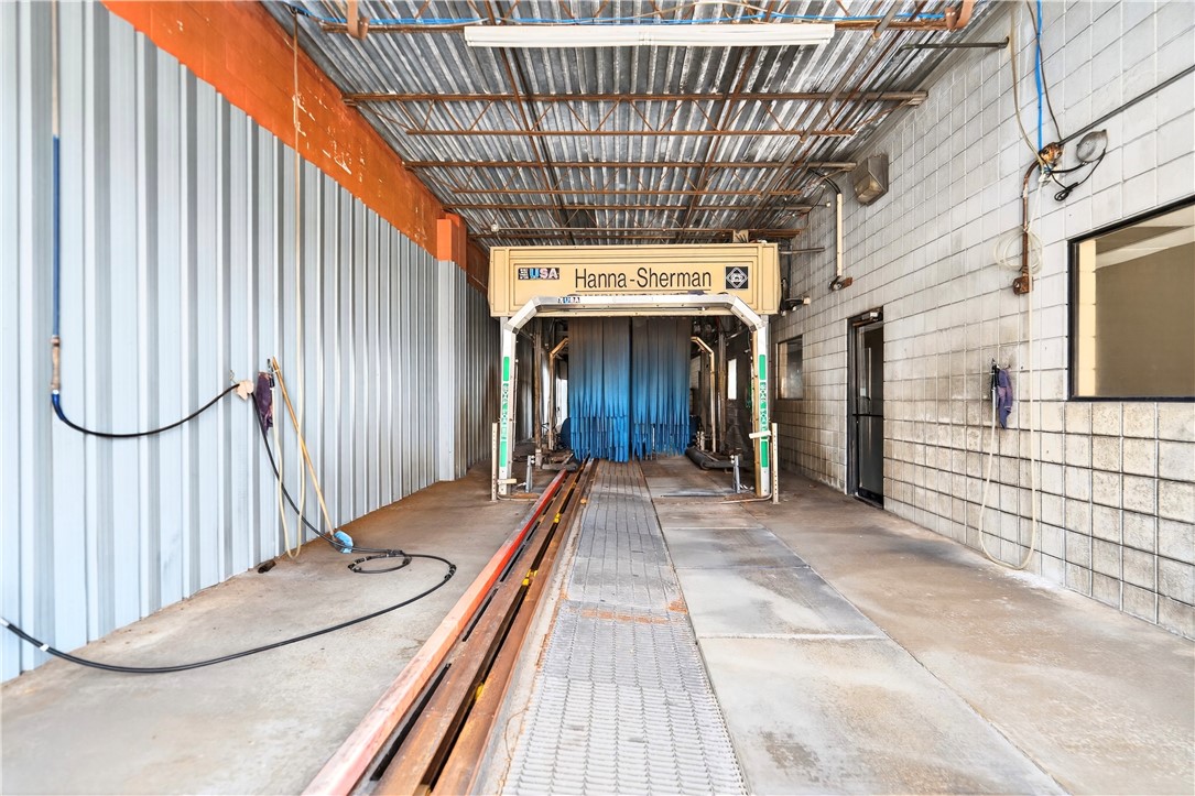 N Versailles, Pennsylvania 15137, United States, ,Commercial,Active,243547