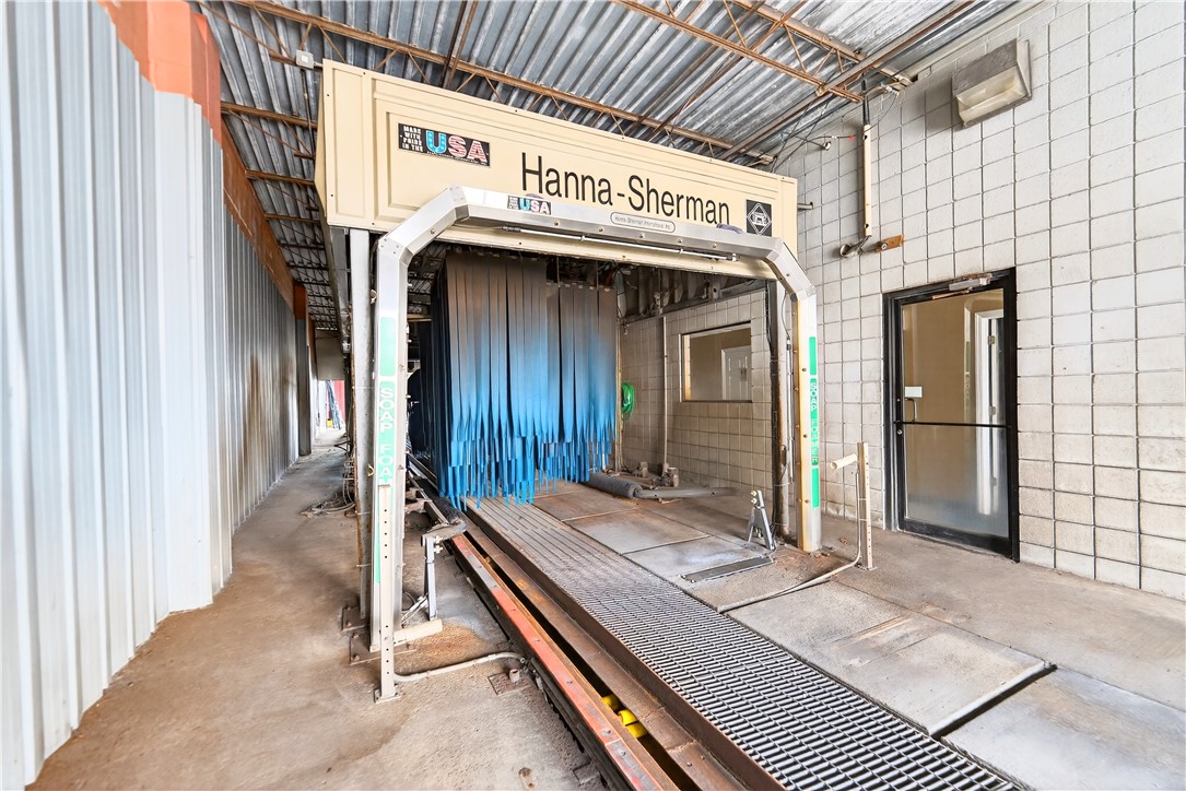 N Versailles, Pennsylvania 15137, United States, ,Commercial,Active,243547