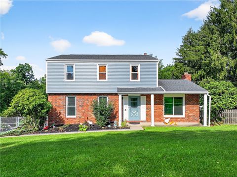 985 Overlook Dr N Franklin Twp PA 15301