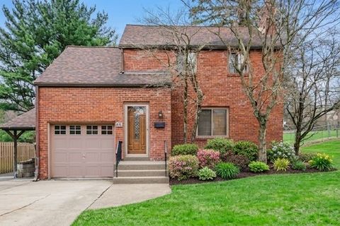 Photo of 167 Ritzland Rd, Pittsburgh, PA 15235 (MLS # 1743724)