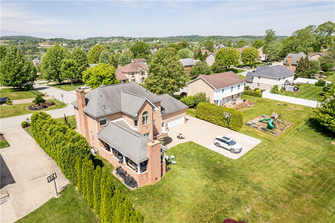 Hempfield Twp - Wml, Pennsylvania 15601, United States, 4 Bedrooms Bedrooms, ,3 BathroomsBathrooms,Residential,Contingent,135153