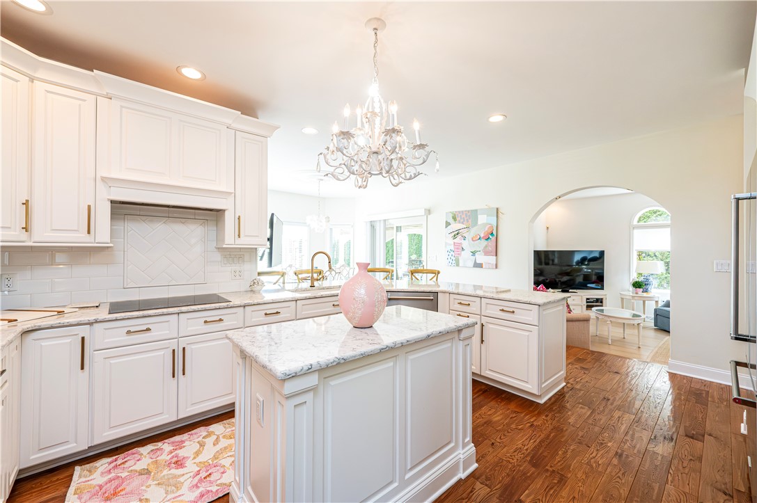 Hempfield Twp - Wml, Pennsylvania 15601, United States, 4 Bedrooms Bedrooms, ,3 BathroomsBathrooms,Residential,Contingent,135153