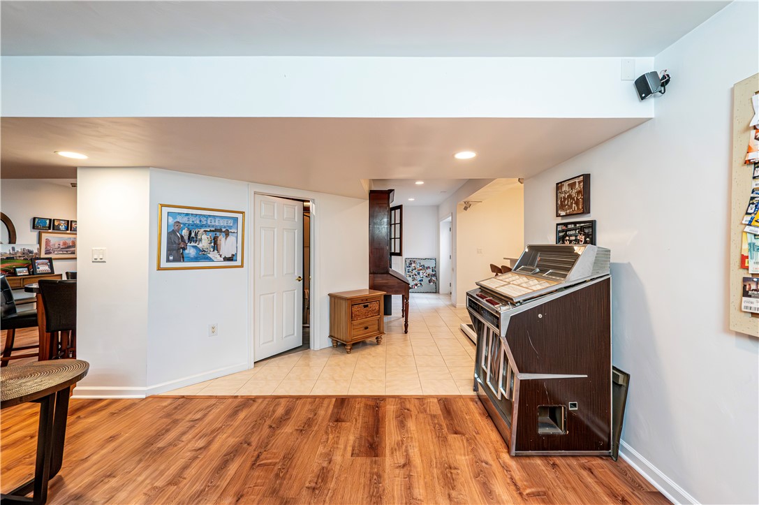 Hempfield Twp - Wml, Pennsylvania 15601, United States, 4 Bedrooms Bedrooms, ,3 BathroomsBathrooms,Residential,Contingent,135153