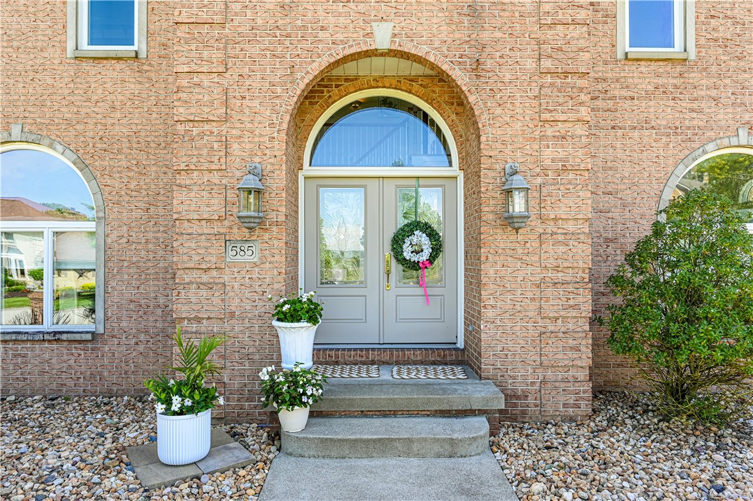 Hempfield Twp - Wml, Pennsylvania 15601, United States, 4 Bedrooms Bedrooms, ,3 BathroomsBathrooms,Residential,Contingent,135153