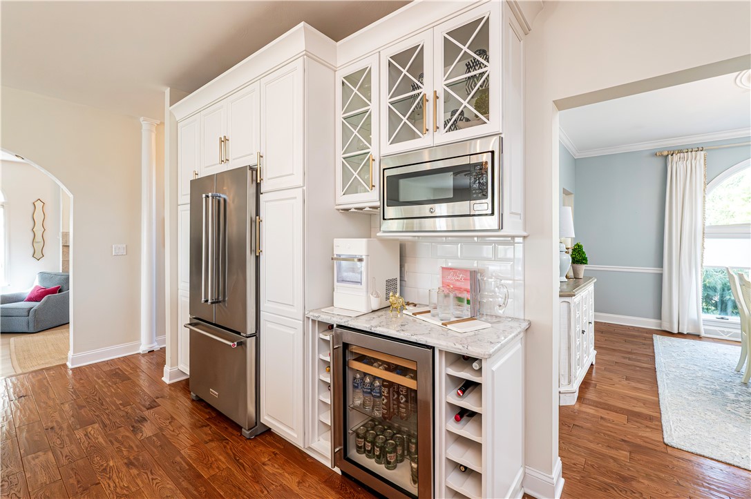 Hempfield Twp - Wml, Pennsylvania 15601, United States, 4 Bedrooms Bedrooms, ,3 BathroomsBathrooms,Residential,Contingent,135153