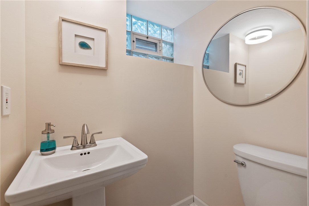 Marshall, Pennsylvania 15090, United States, 3 Bedrooms Bedrooms, ,2 BathroomsBathrooms,Residential,Contingent,129992