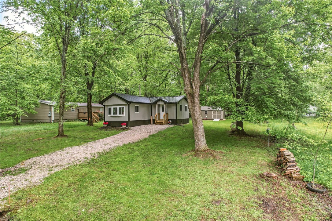 Shenango, Pennsylvania 16424, United States, 2 Bedrooms Bedrooms, ,1 BathroomBathrooms,Residential,Contingent,139967