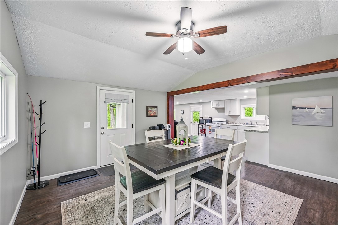 Shenango, Pennsylvania 16424, United States, 2 Bedrooms Bedrooms, ,1 BathroomBathrooms,Residential,Contingent,139967