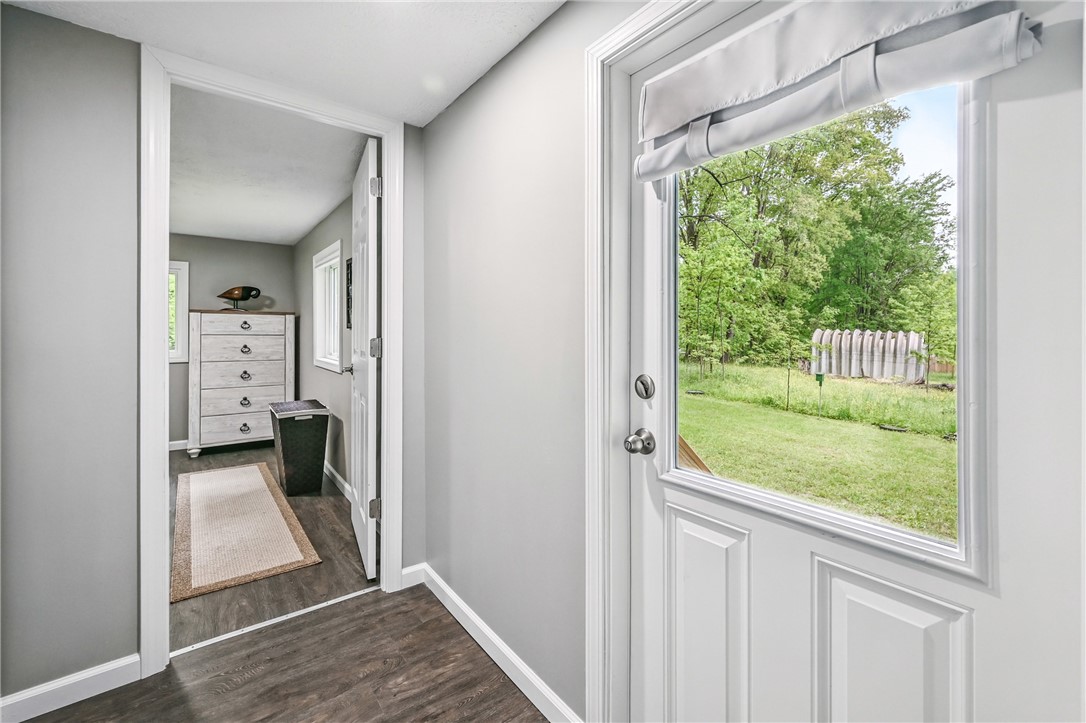 Shenango, Pennsylvania 16424, United States, 2 Bedrooms Bedrooms, ,1 BathroomBathrooms,Residential,Contingent,139967