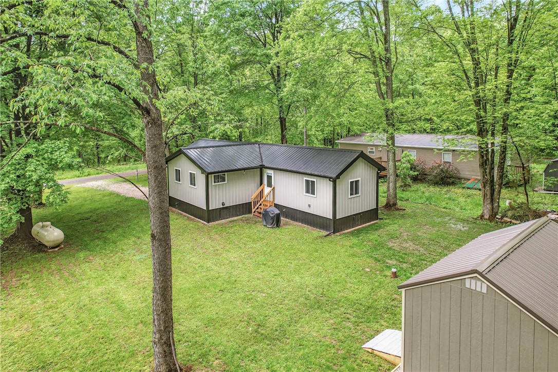 Shenango, Pennsylvania 16424, United States, 2 Bedrooms Bedrooms, ,1 BathroomBathrooms,Residential,Contingent,139967