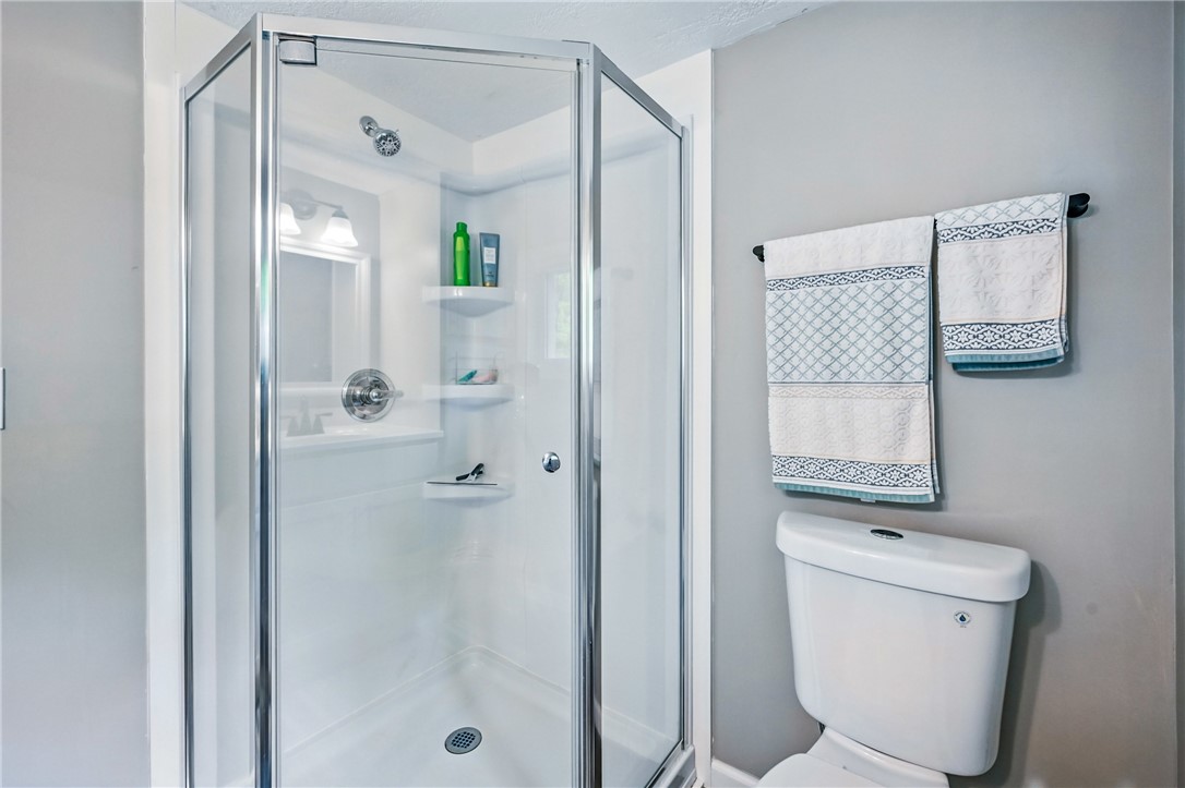 Shenango, Pennsylvania 16424, United States, 2 Bedrooms Bedrooms, ,1 BathroomBathrooms,Residential,Contingent,139967