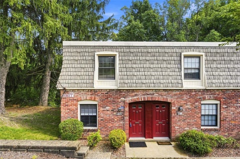 Photo for 826 Carriage Cir