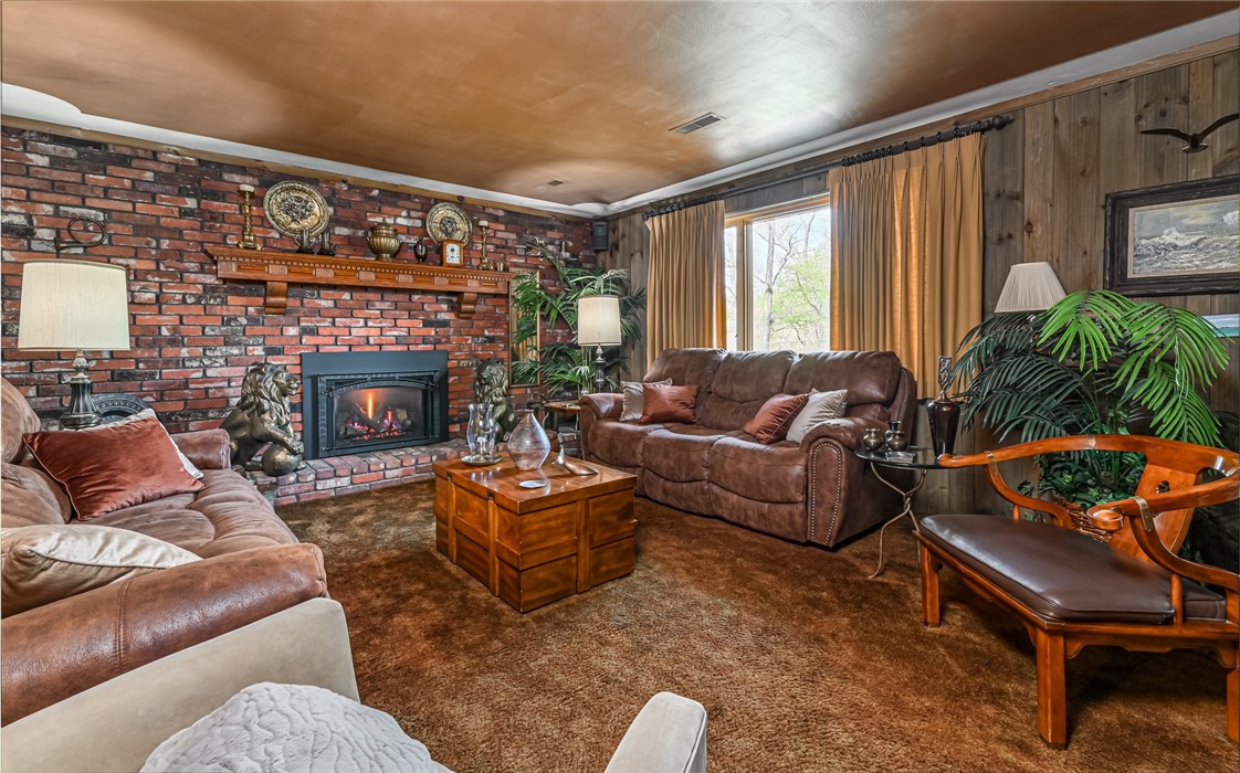 130 Killarney Rd