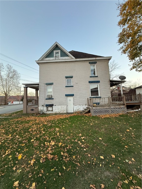 Connellsville, Pennsylvania 15425, United States, 3 Bedrooms Bedrooms, ,2 BathroomsBathrooms,Residential,Active,253604