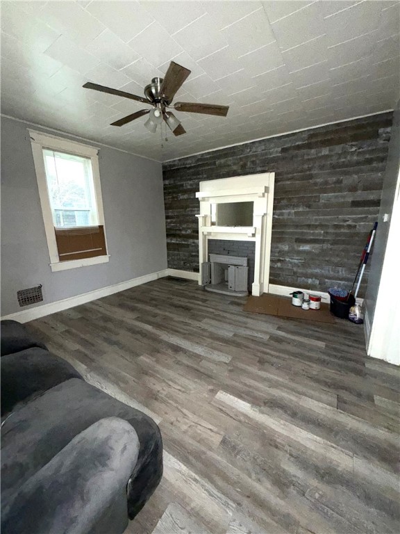 Connellsville, Pennsylvania 15425, United States, 3 Bedrooms Bedrooms, ,2 BathroomsBathrooms,Residential,Active,253604