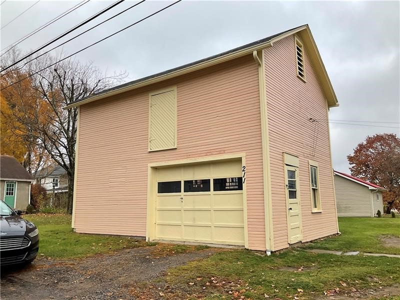 211 N Cooper Ave Dr, Parker City, Kentucky image 4