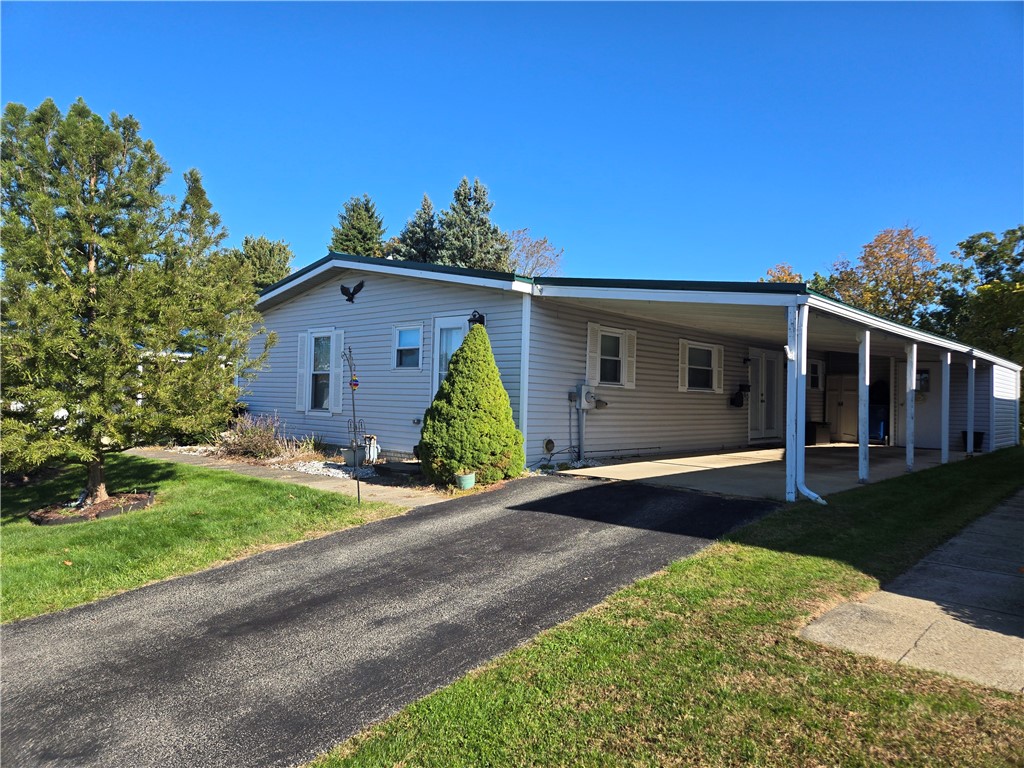 405 Vista Ln