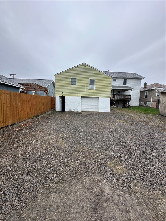 Lower Burrell, Pennsylvania 15068, United States, 3 Bedrooms Bedrooms, ,1 BathroomBathrooms,Residential,Pending,99224