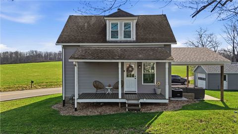 Photo of 590 Glenwood Way, Butler, PA 16001 (MLS # 1745022)