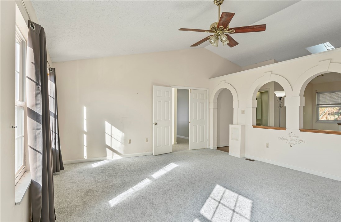 Cranberry Twp, Pennsylvania 16066, United States, 4 Bedrooms Bedrooms, ,4 BathroomsBathrooms,Residential,Pending,27925