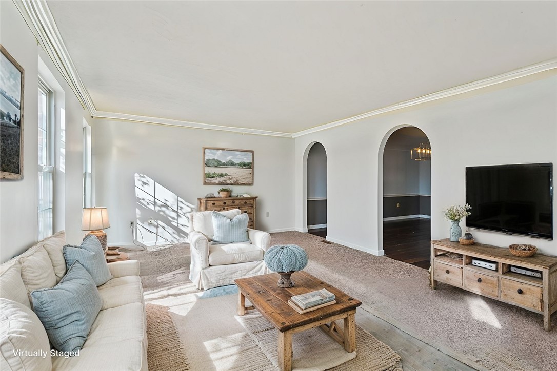 Cranberry Twp, Pennsylvania 16066, United States, 4 Bedrooms Bedrooms, ,4 BathroomsBathrooms,Residential,Pending,27925