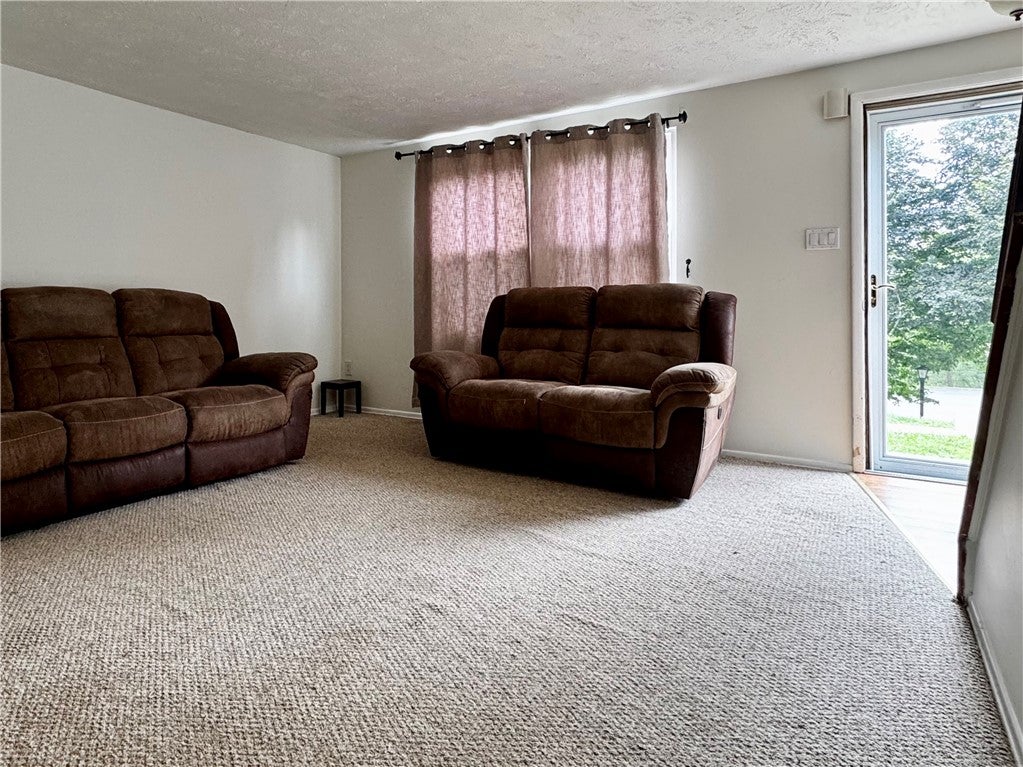 704 Countryside Dr