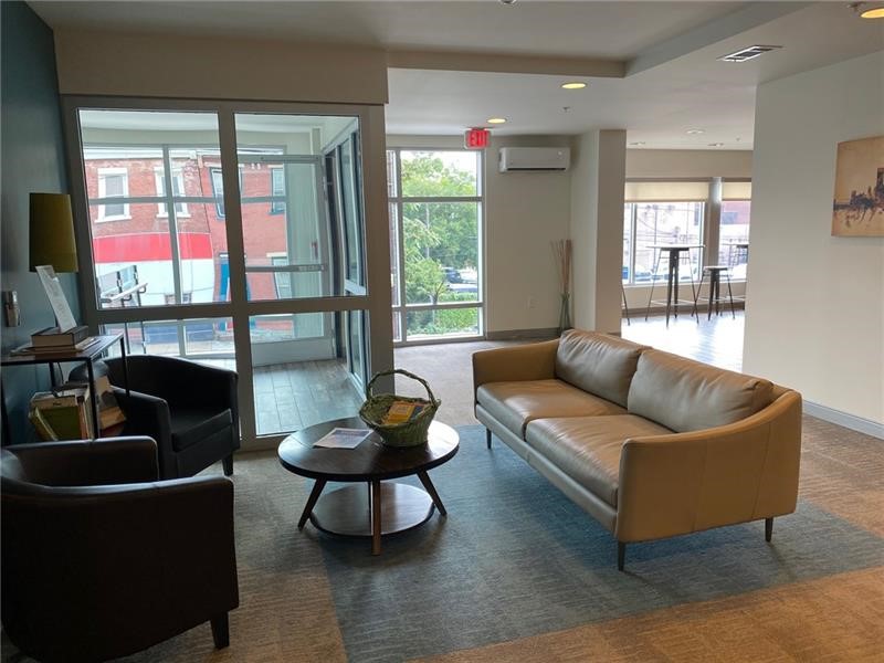 Downtown Pgh, Pennsylvania 15219, United States, 1 Bedroom Bedrooms, ,1 BathroomBathrooms,Residential,Active,131940