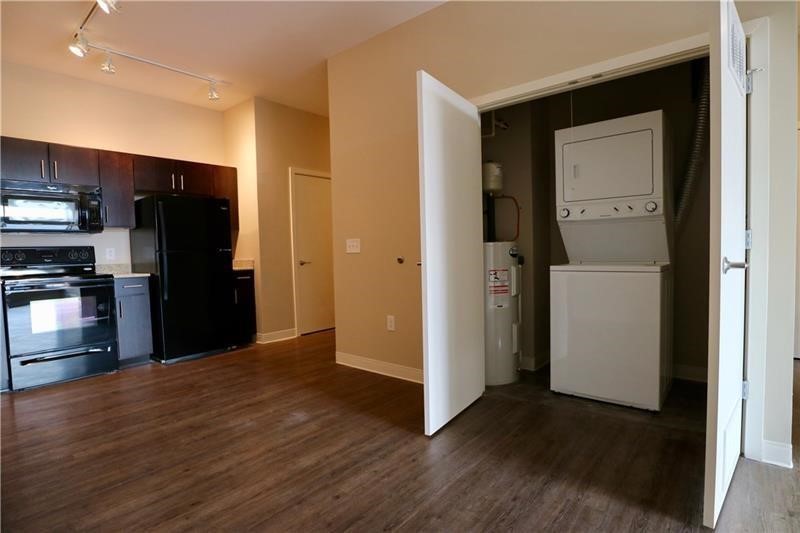Downtown Pgh, Pennsylvania 15219, United States, 1 Bedroom Bedrooms, ,1 BathroomBathrooms,Residential,Active,131940