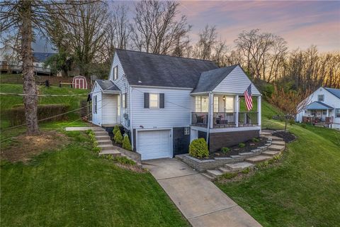 Photo of 3130 Ridgeway Dr, South Park, PA 15129 (MLS # 1748254)