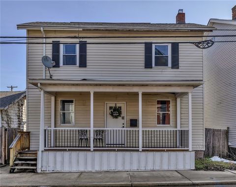 Photo of 21 Westminster Ave, Greensburg, PA 15601 (MLS # 1740554)