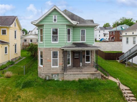 Photo of 512 Sidney St, Greensburg, PA 15601 (MLS # 1751566)