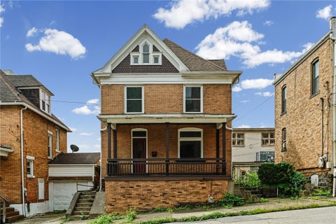 Photo of 619 9th St, Beaver Falls, PA 15010 (MLS # 1762949)