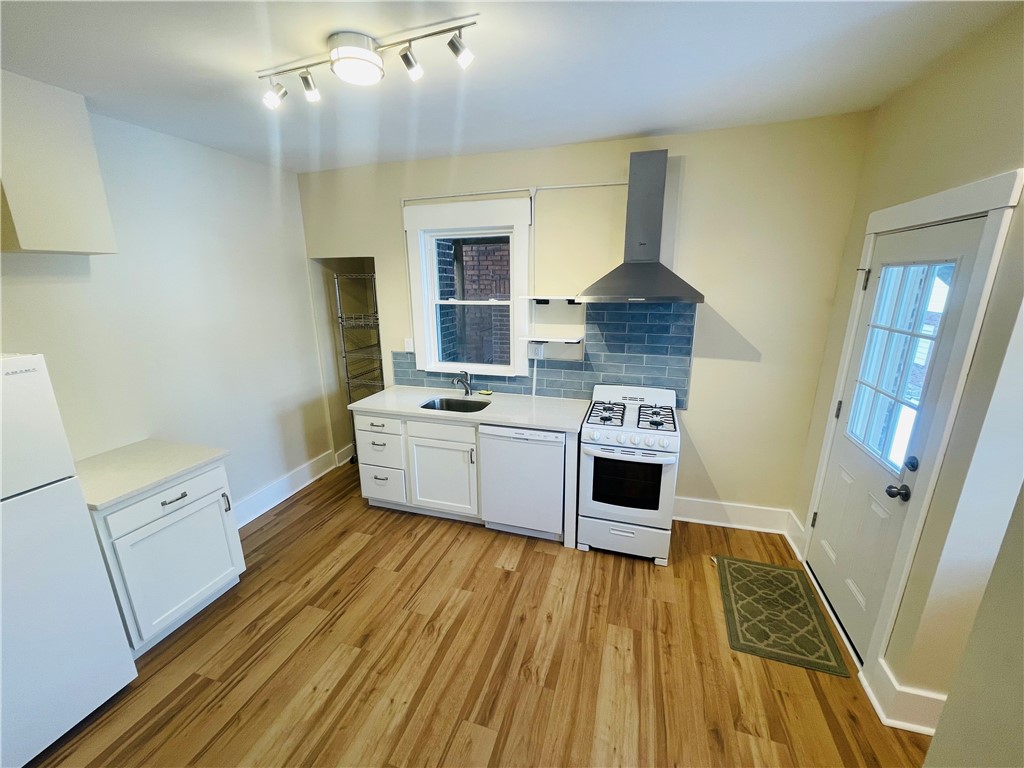 Squirrel Hill, Pennsylvania 15217, United States, 1 Bedroom Bedrooms, ,1 BathroomBathrooms,Residential,Active,13779