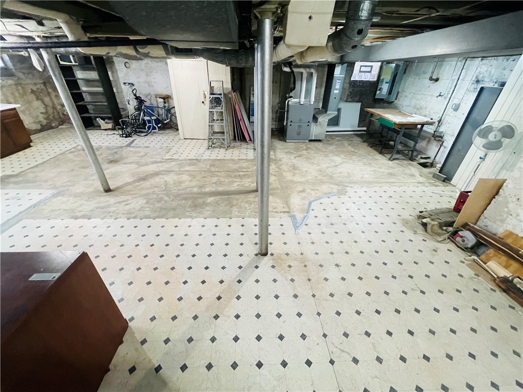 Squirrel Hill, Pennsylvania 15217, United States, 1 Bedroom Bedrooms, ,1 BathroomBathrooms,Residential,Active,13779