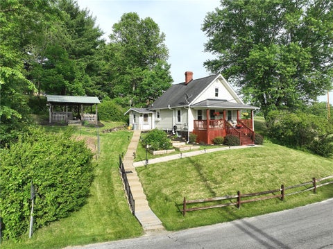 Homes For Sale - 2 Vanceville Rd Rd<br/> Somerset, PA 15330
