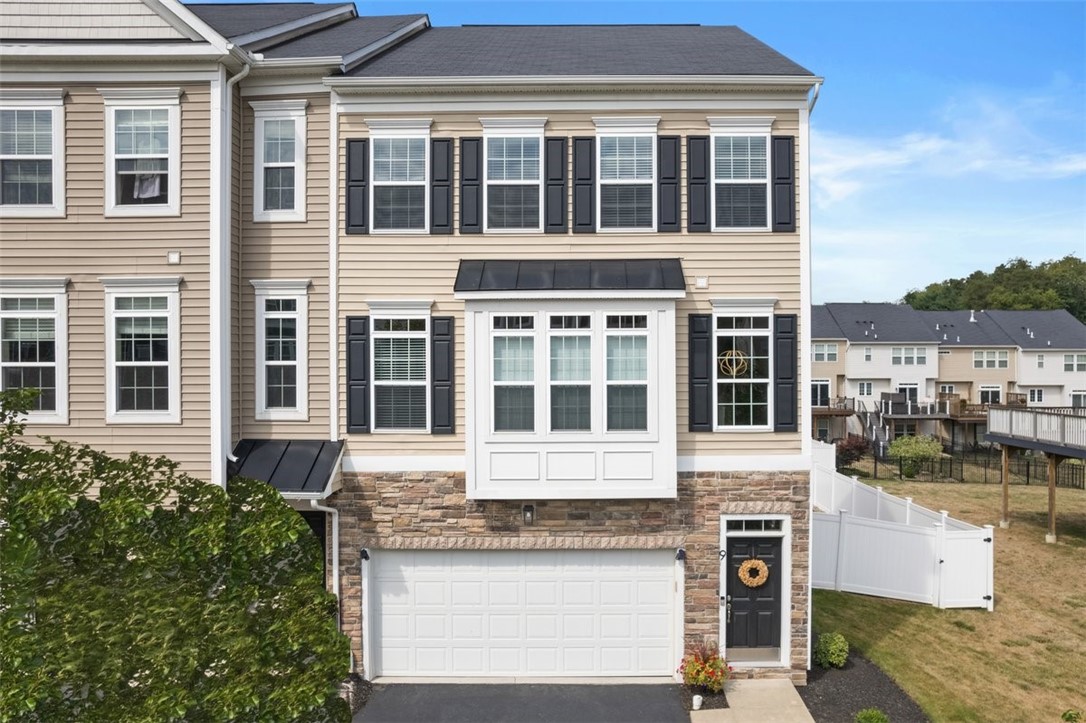 View Kennedy Twp, PA 15136 townhome