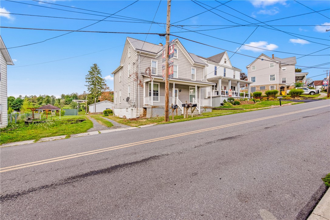 Stoystown Boro, Pennsylvania 15563, United States, 4 Bedrooms Bedrooms, ,2 BathroomsBathrooms,Residential,Active,198895