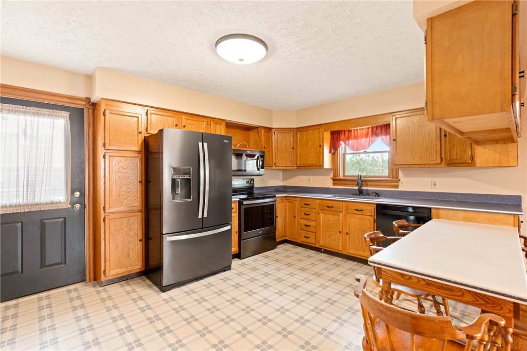 Stoystown Boro, Pennsylvania 15563, United States, 4 Bedrooms Bedrooms, ,2 BathroomsBathrooms,Residential,Active,198895