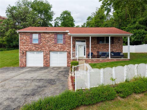 Homes For Sale - 4222 Outlook Dr Dr<br/> West Mifflin, PA 15122