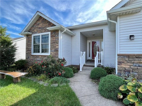 Photo for 114 Pine Tree Lane