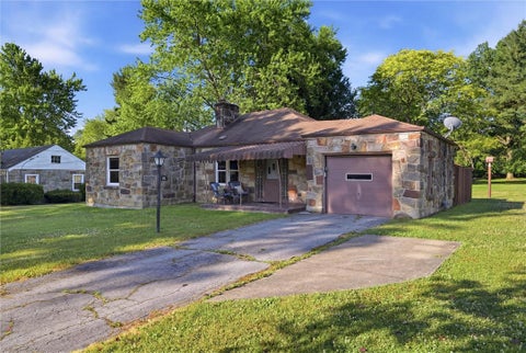 Homes For Sale - 915 N Keel Ridge Road Rd<br/> Hermitage, PA 16148
