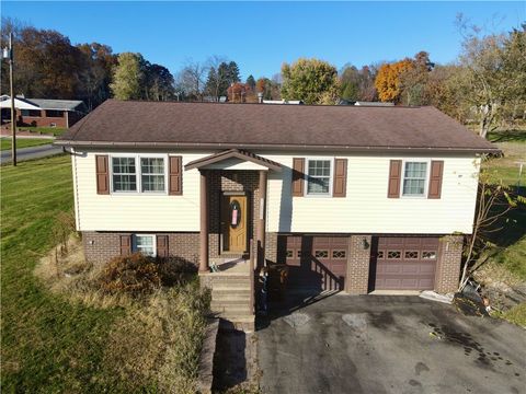 Photo of 1239 Old State Rd, Apollo, PA 15613 (MLS # 1727592)