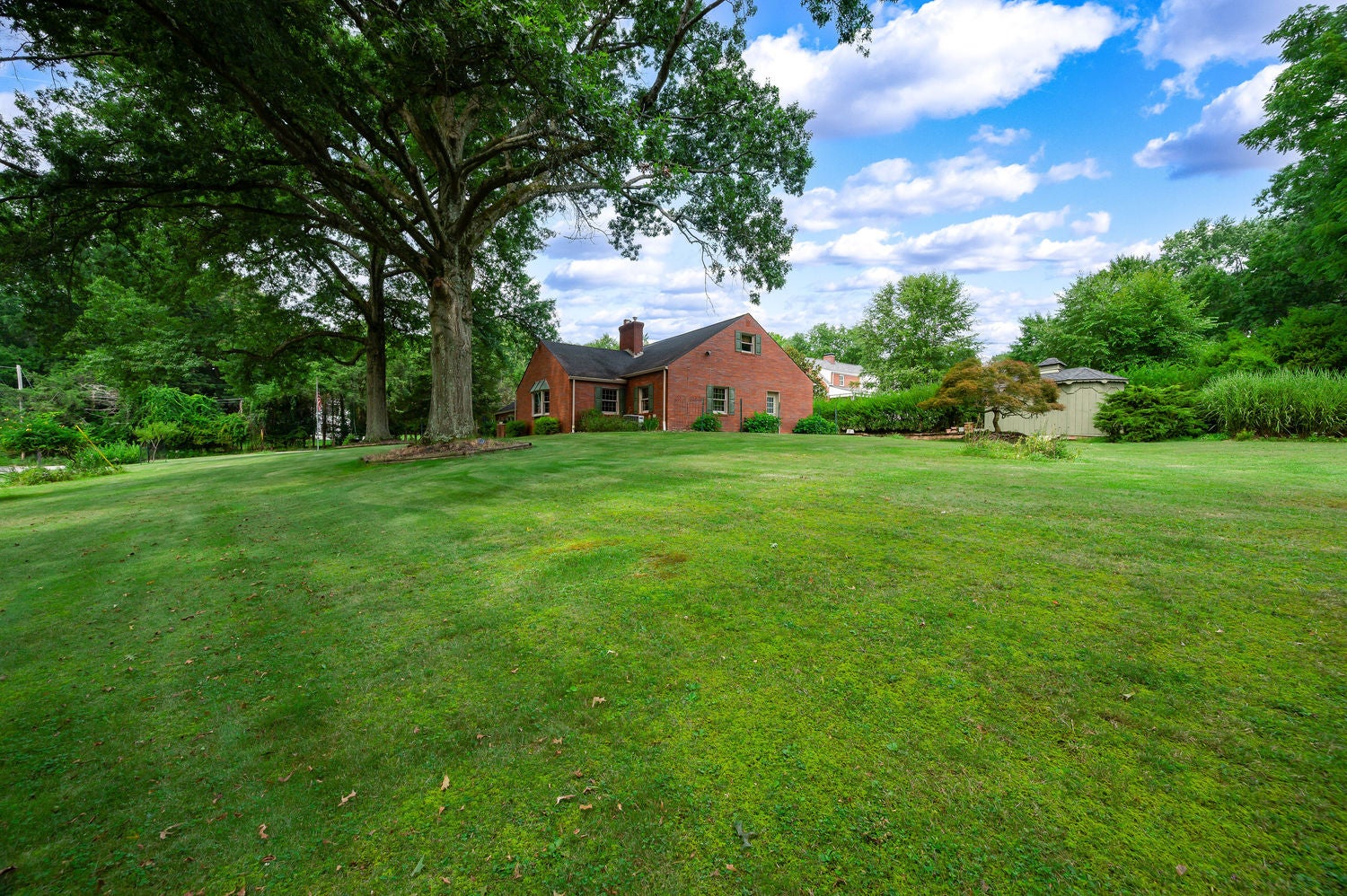 2316 Clearvue Road