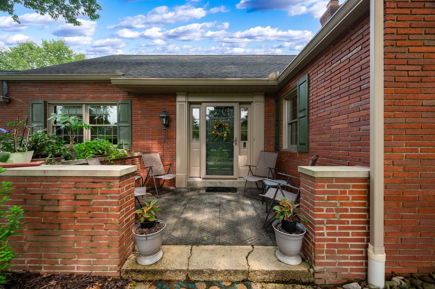 2316 Clearvue Road