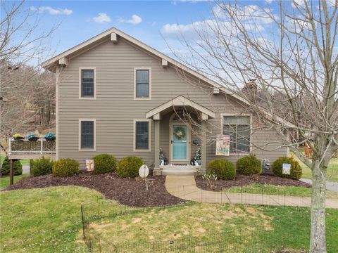 Photo of 55 Spring Valley Dr, Washington, PA 15301 (MLS # 1742749)